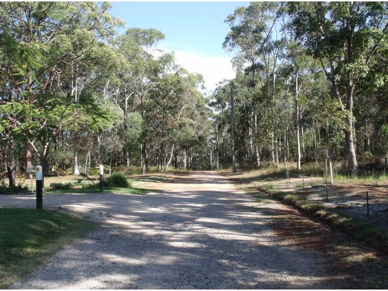 12 Martin Pl, Russell Island QLD 4184