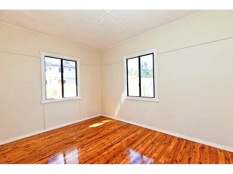 15 Fiji St, Russell Island QLD 4184