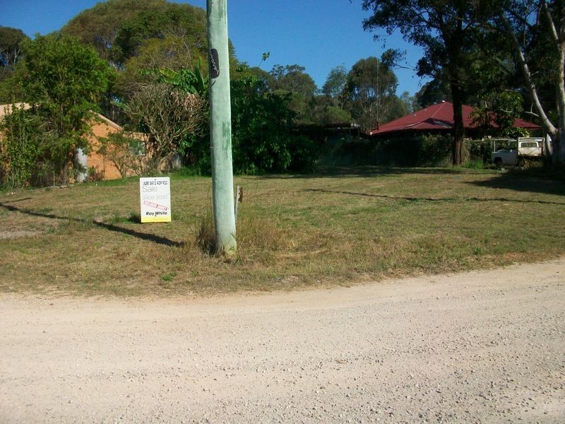 28 Grove Rd., Russell Island QLD 4184