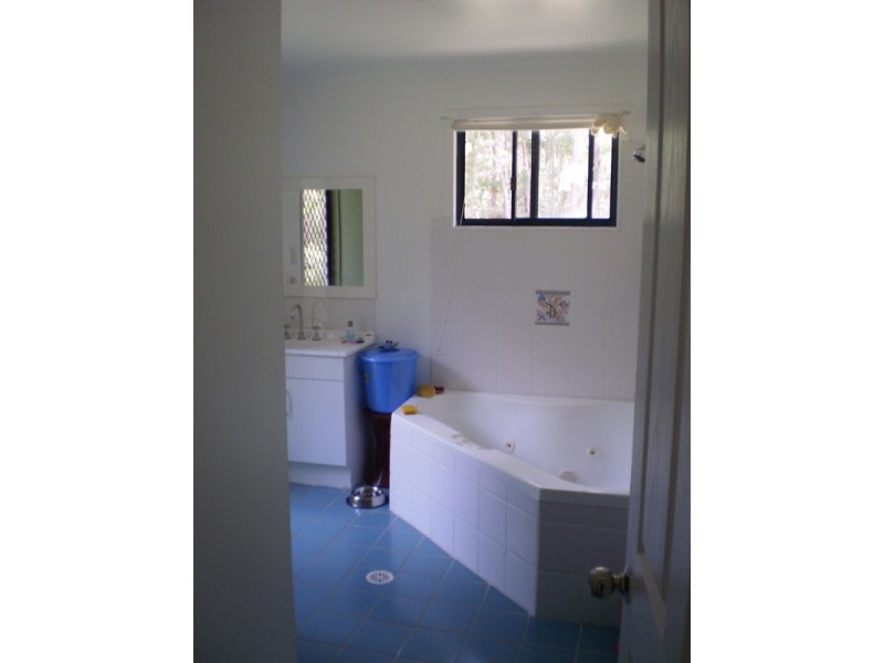 28 Angorra St., Russell Island QLD 4184