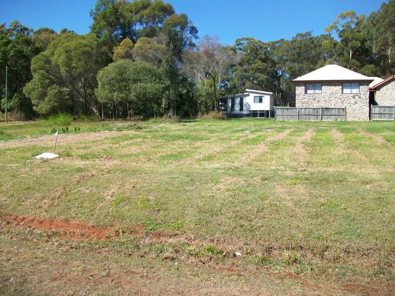 68 Jackson Rd, Russell Island QLD 4184