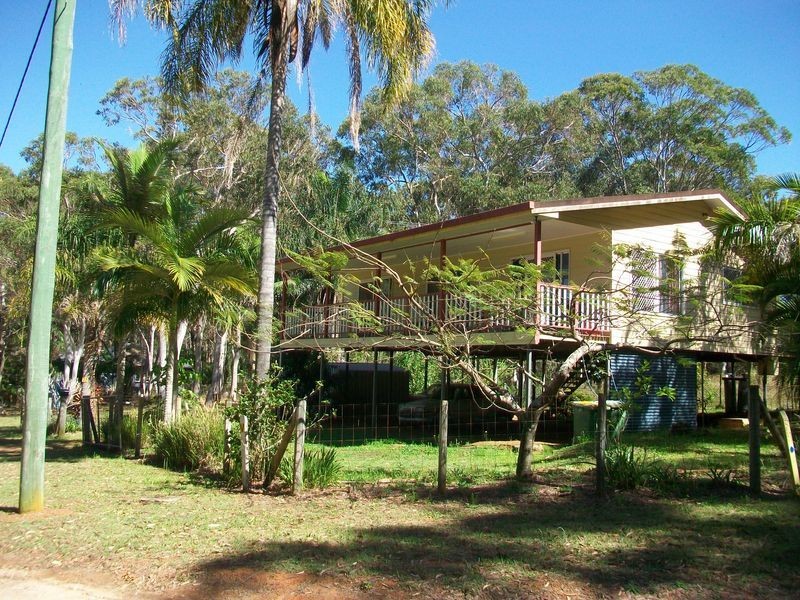 37 Belgrave Rd, Russell Island QLD 4184