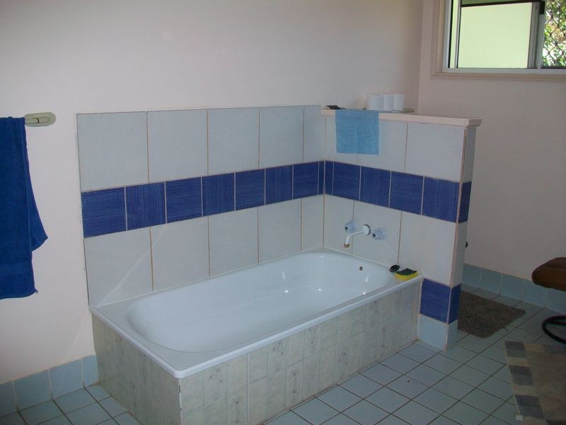 37 Belgrave Rd, Russell Island QLD 4184