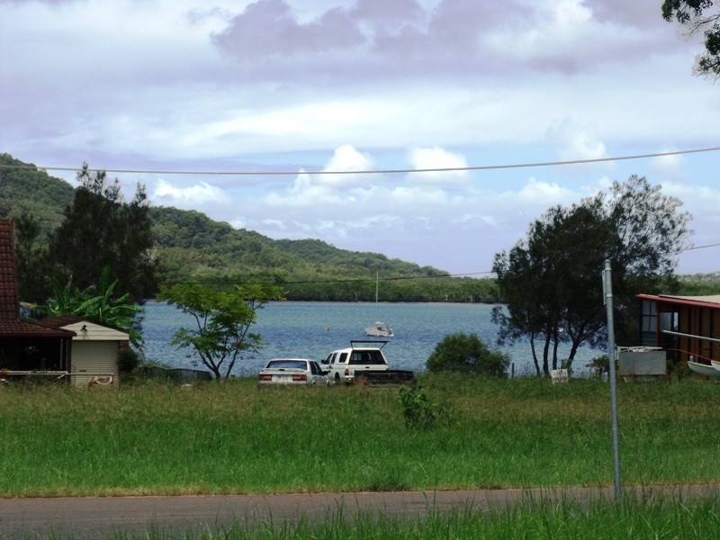 111 Canaipa Point Rd., Russell Island QLD 4184