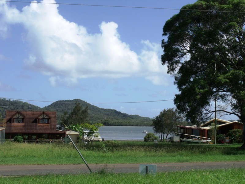 111 Canaipa Point Rd., Russell Island QLD 4184