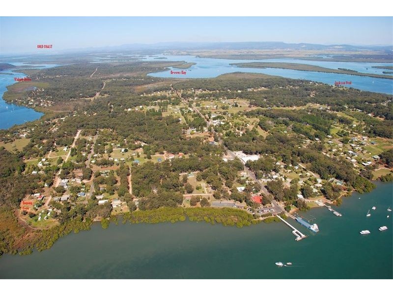 3 Ash St, Russell Island QLD 4184