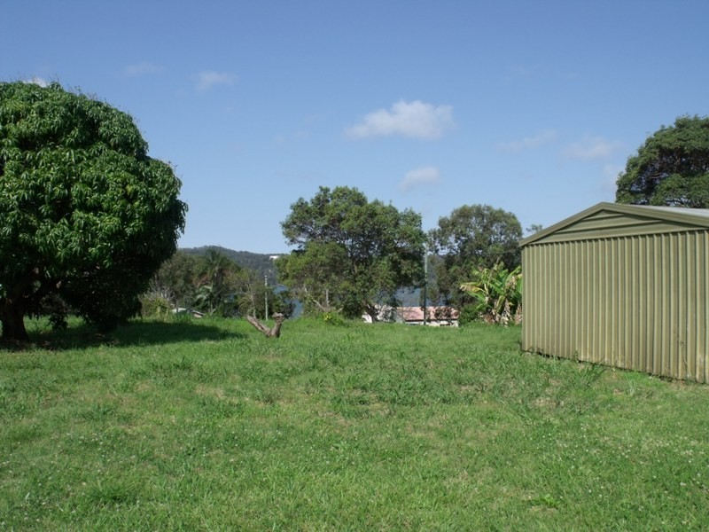 2 – 22 Canaipa Point Dr, Russell Island QLD 4184