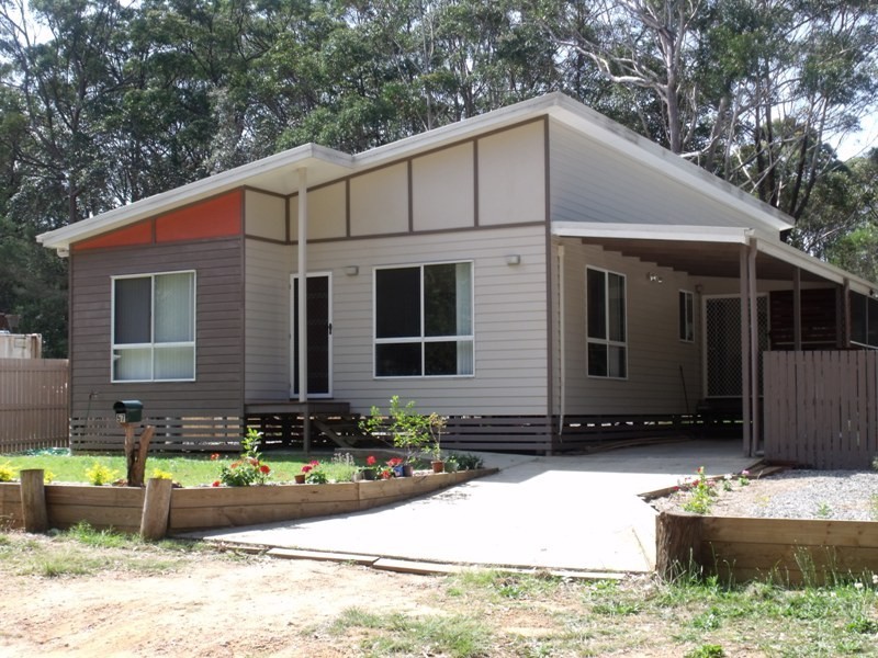 57 Bradman St, Russell Island QLD 4184