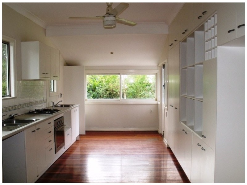 17 Tenanne Street, Russell Island QLD 4184