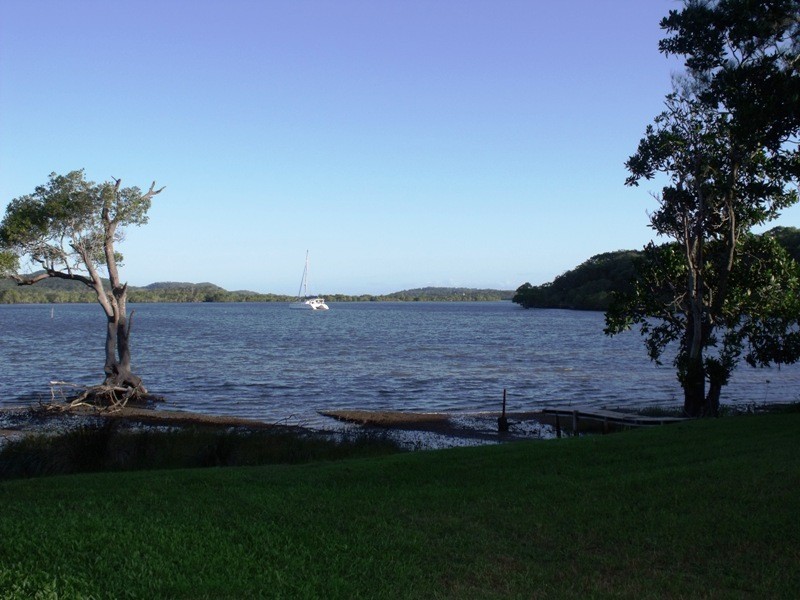 32 Oasis Drive, Russell Island QLD 4184