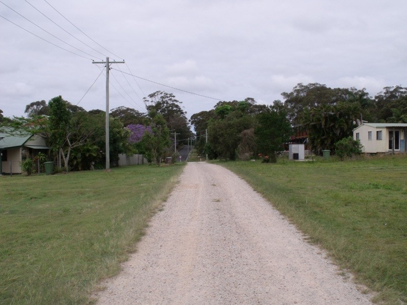 13 Panorama Av, Russell Island QLD 4184