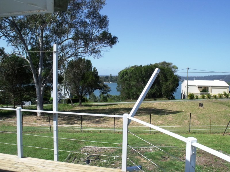 12 Ketch St, Russell Island QLD 4184