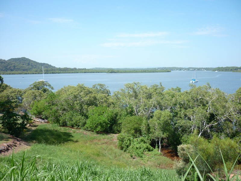 146 Canaipa Point Drive, Russell Island QLD 4184