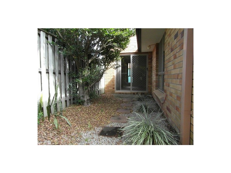 7 Pascali Ct, Varsity Lakes QLD 4227