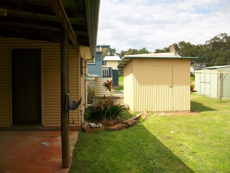 18 Banksia Street, Russell Island QLD 4184
