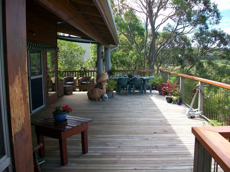 12 Schooner Street, Russell Island QLD 4184