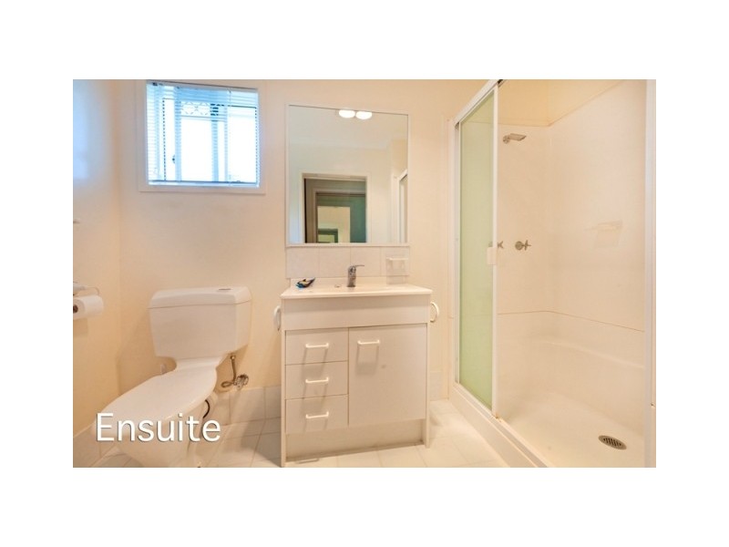 48 Tenanne Street, Russell Island QLD 4184