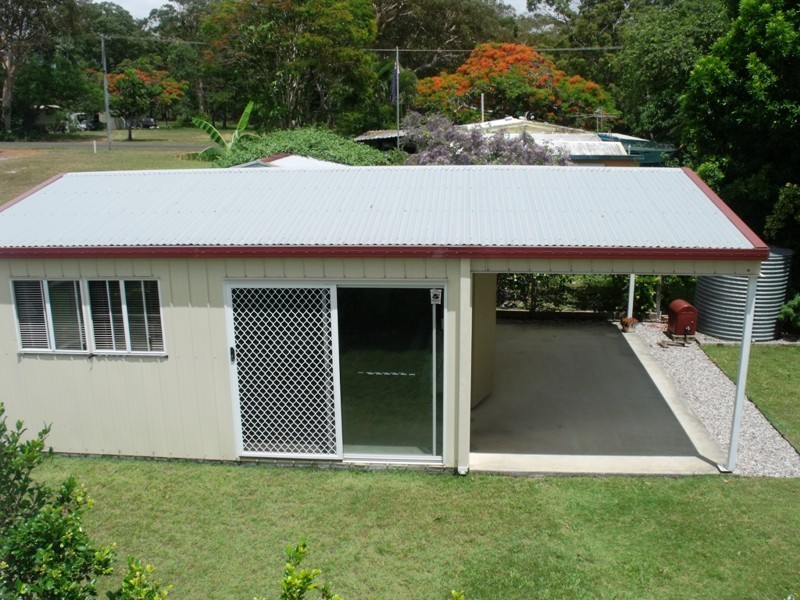 22 Wilma Cres, Russell Island QLD 4184