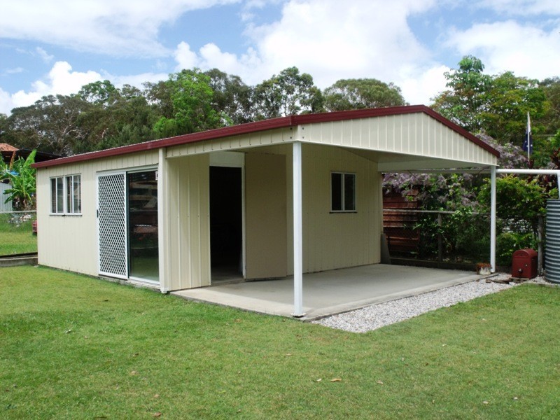 22 Wilma Cres, Russell Island QLD 4184