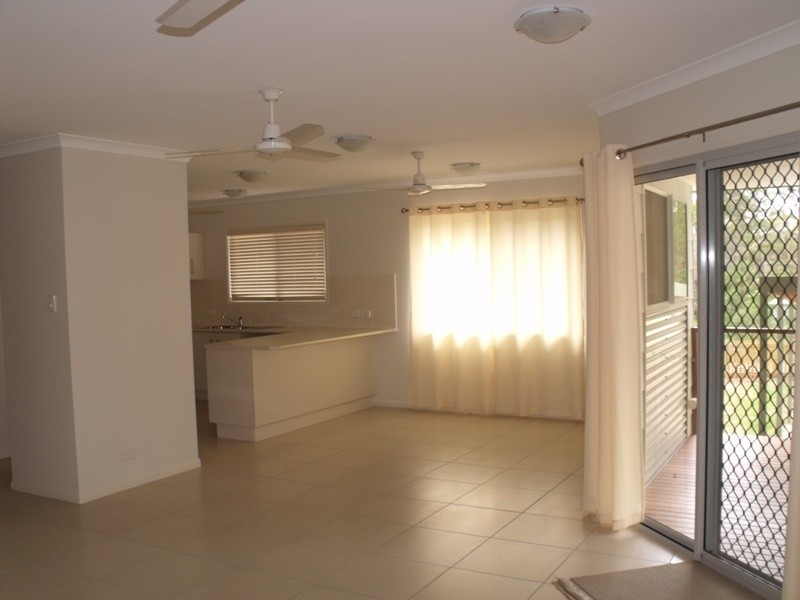 11 Doverton Dr, Russell Island QLD 4184