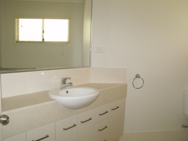 11 Doverton Dr, Russell Island QLD 4184