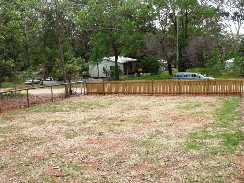 11 Doverton Dr, Russell Island QLD 4184