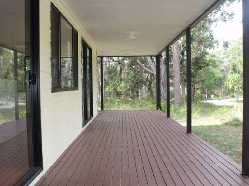 29 Letitia Av, Russell Island QLD 4184