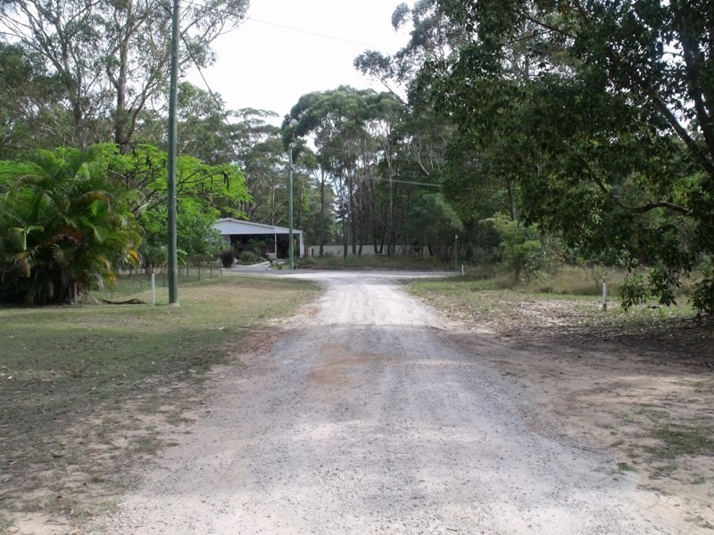 29 Letitia Av, Russell Island QLD 4184