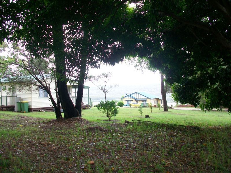 6 Flinders St., Russell Island QLD 4184