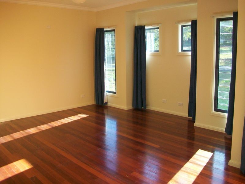 6 James Street, Russell Island QLD 4184