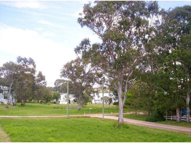 4 Tennyson Court, Russell Island QLD 4184