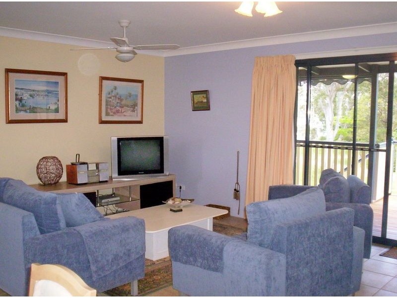 4 Tennyson Court, Russell Island QLD 4184