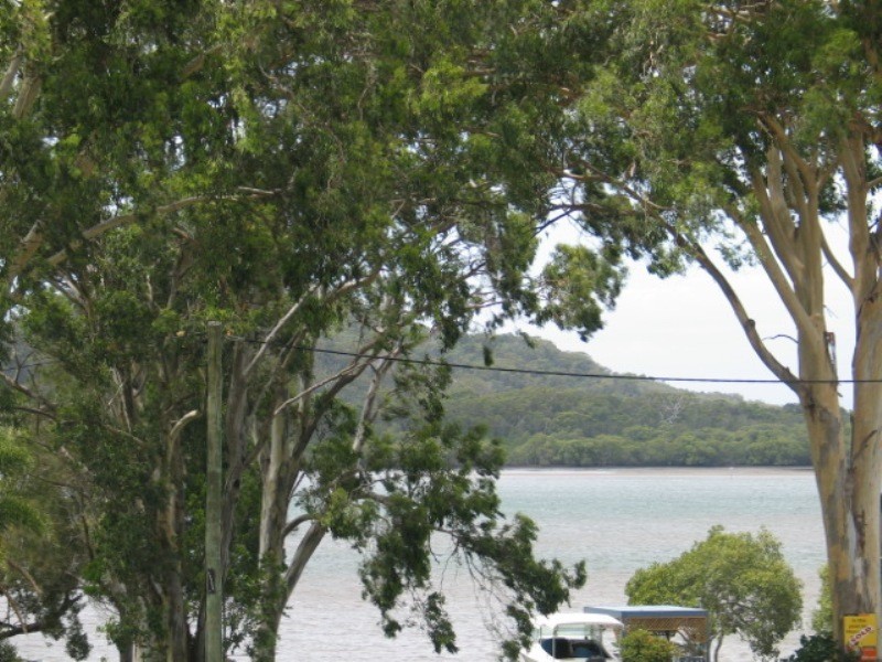 127 Canaipa Point Drive, Russell Island QLD 4184