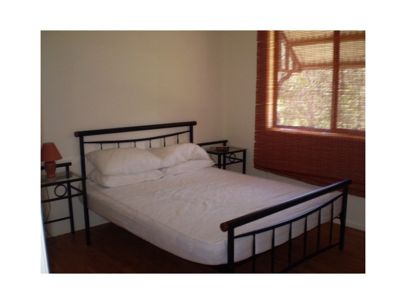 2  Karri Street, Russell Island QLD 4184