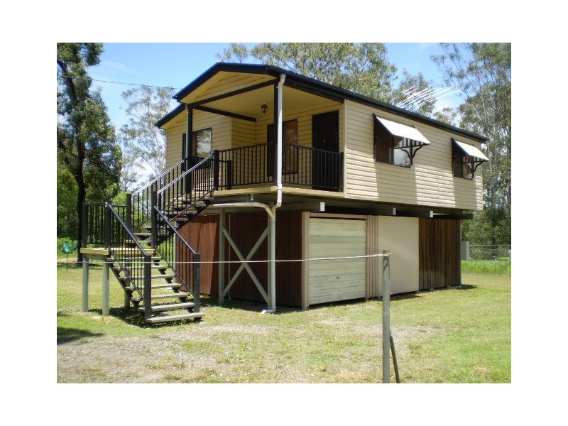 2  Karri Street, Russell Island QLD 4184