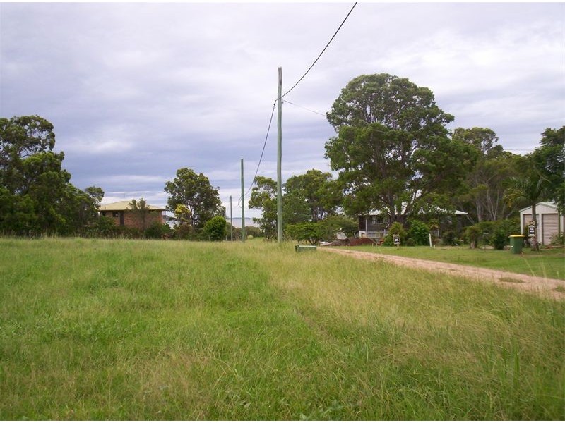 8  Hill Street, Russell Island QLD 4184