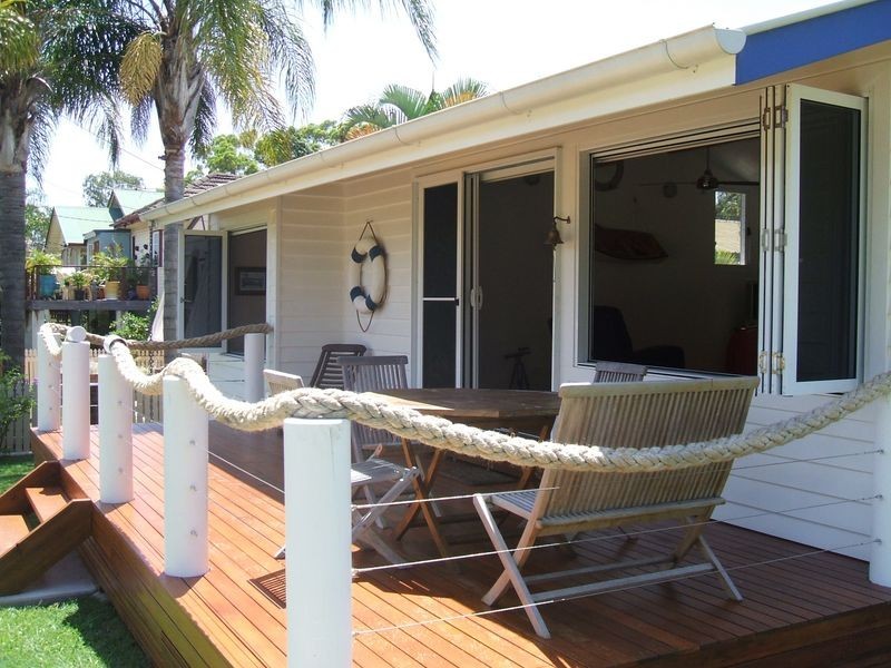 8 Beth Street, Russell Island QLD 4184