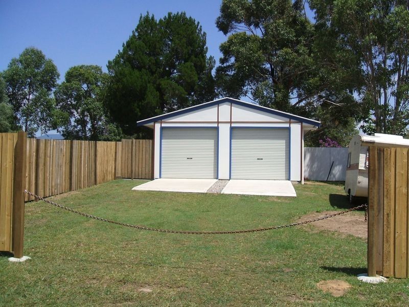 8 Beth Street, Russell Island QLD 4184
