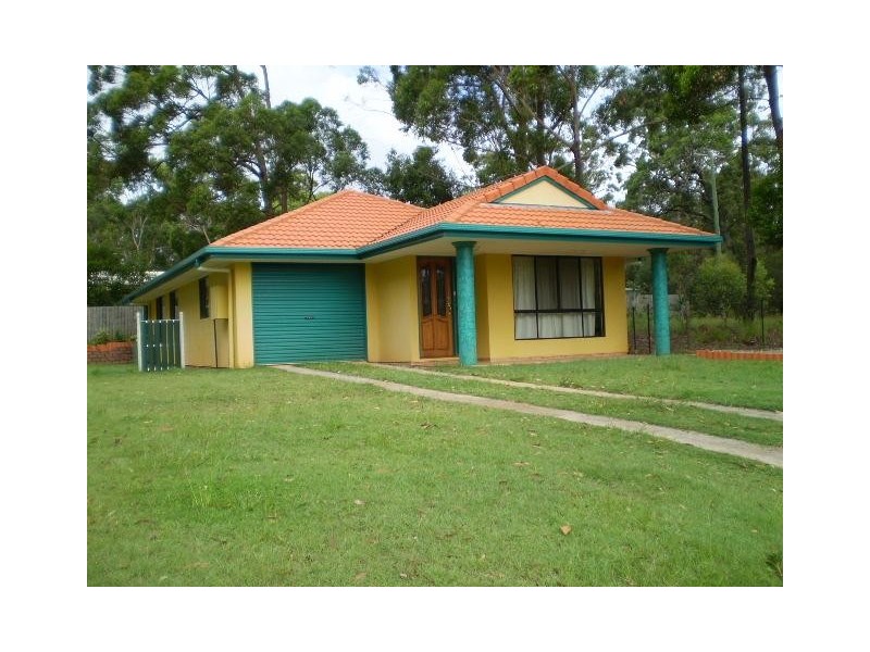 42 Guthrie Street, Russell Island QLD 4184