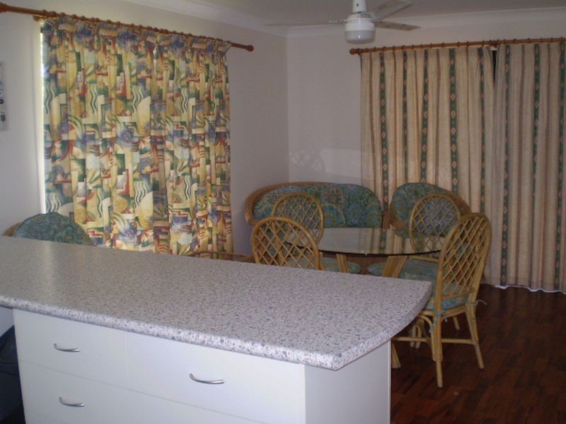 42 Guthrie Street, Russell Island QLD 4184