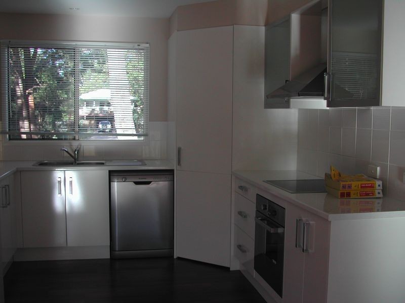 6  Lau Street, Russell Island QLD 4184