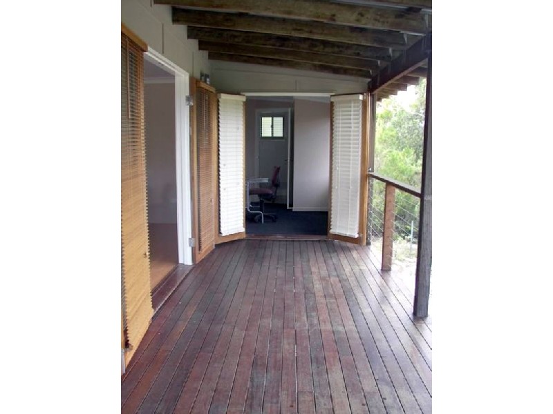 15  Frangipanni St, Russell Island QLD 4184