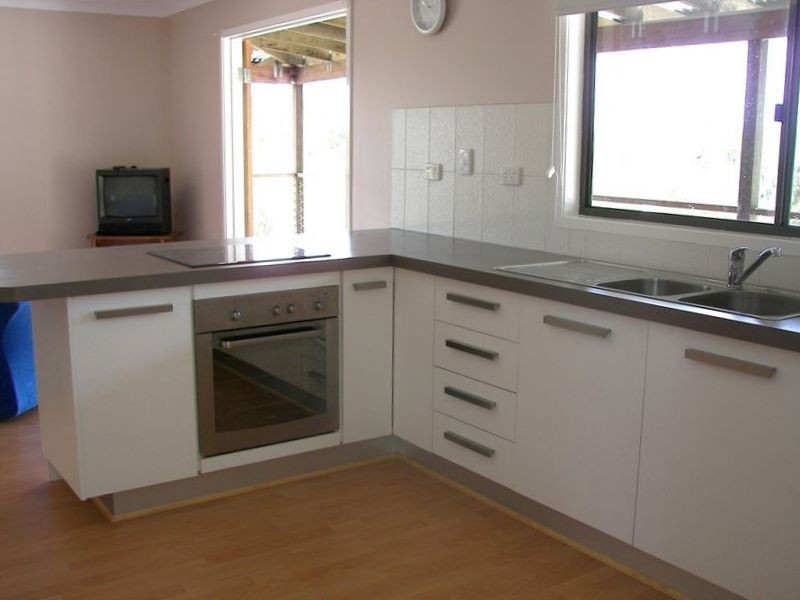 15  Frangipanni St, Russell Island QLD 4184