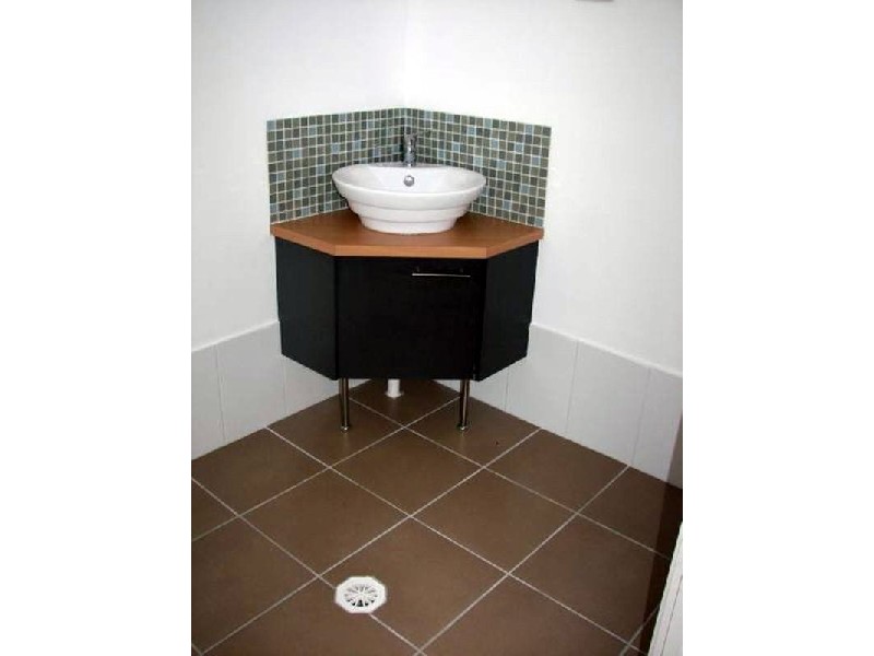 15  Frangipanni St, Russell Island QLD 4184