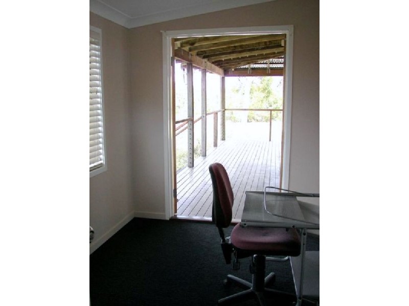 15  Frangipanni St, Russell Island QLD 4184