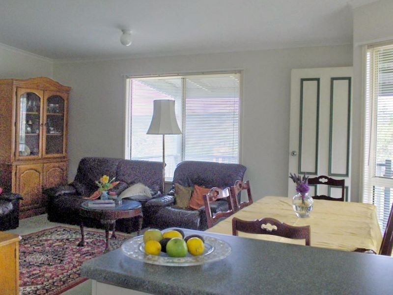 27 Leichhardt Terrace, Russell Island QLD 4184