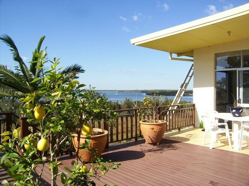 56  Crescent Drive, Russell Island QLD 4184