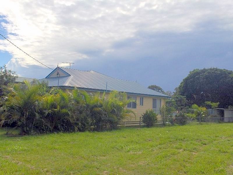 7 Hill Street, Russell Island QLD 4184