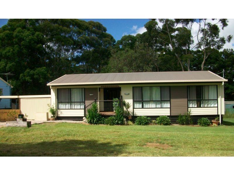 112 Laurel Street, Russell Island QLD 4184