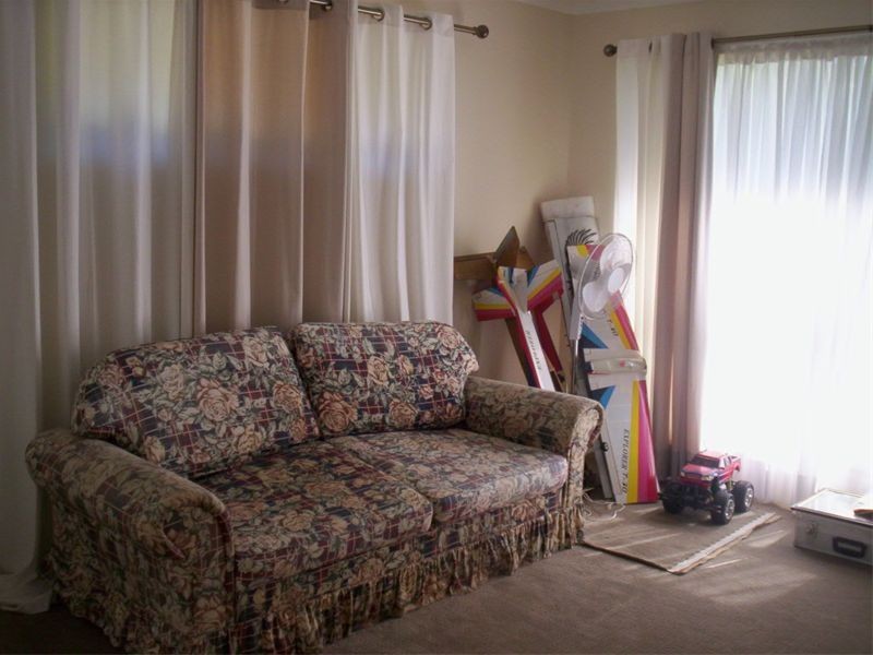 112 Laurel Street, Russell Island QLD 4184